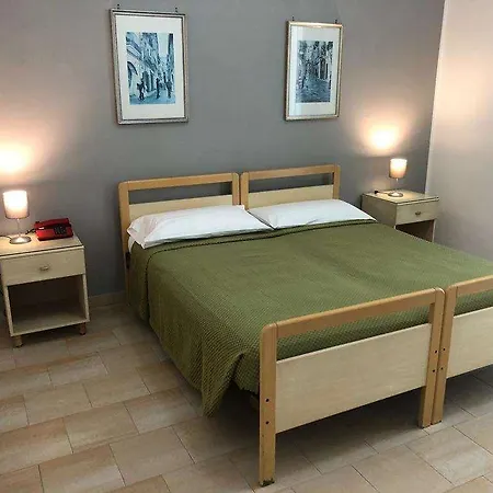 Hotel Moderno Bari
