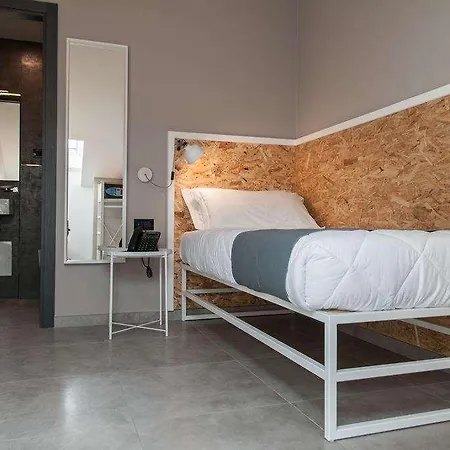 Iron Hotel *