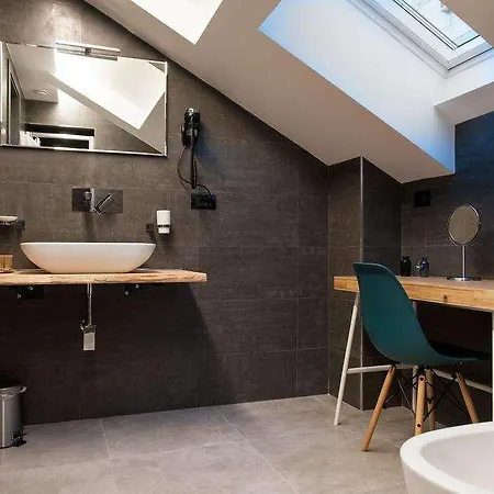 Moderno Hotel