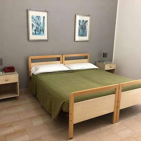 Moderno * Bari