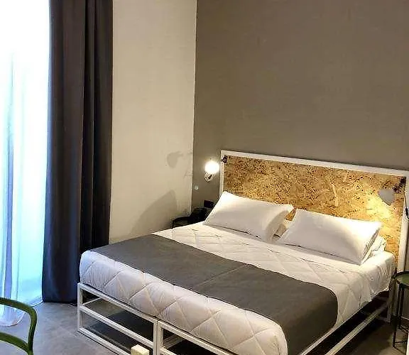 Hotel Moderno *