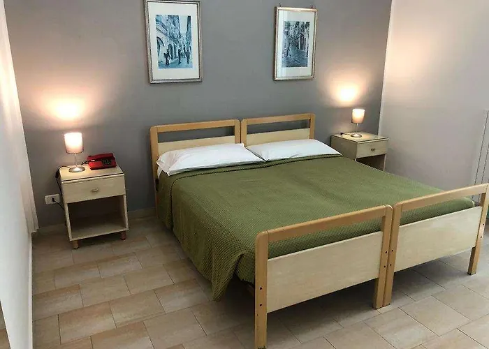 Hotel Moderno Bari