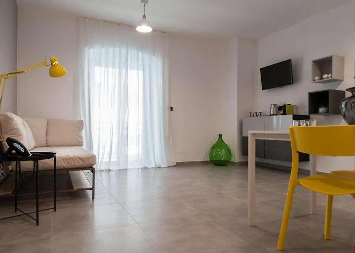 Moderno Hotel *